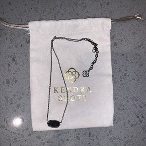 Elisa Pendant Necklace
